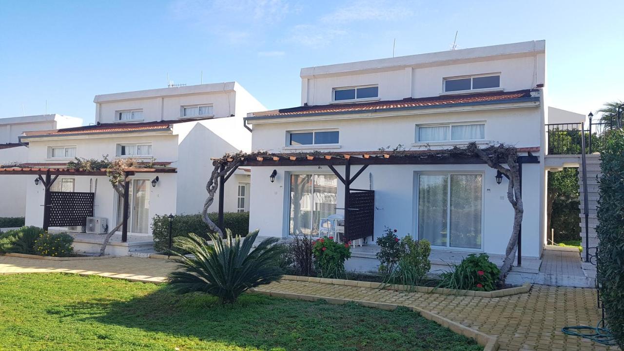 Citrus Tree Gardens Hotel Karavas  Exterior foto