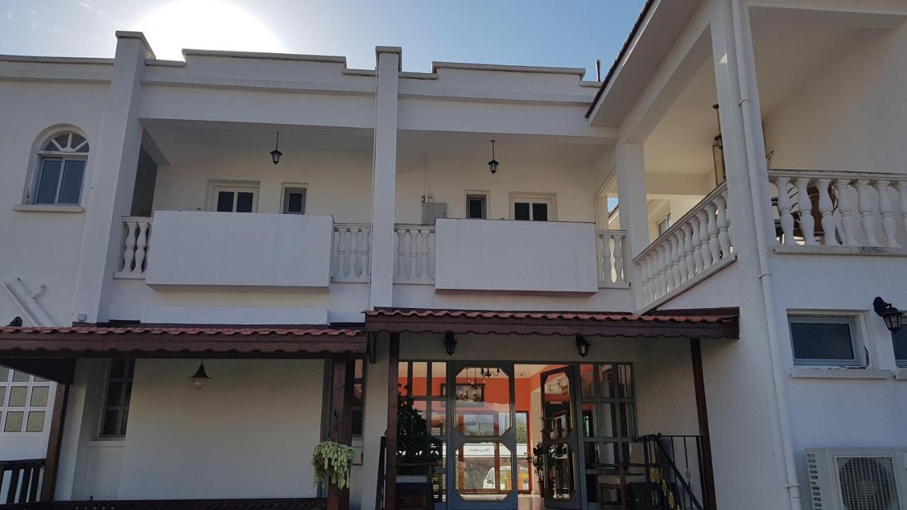 Citrus Tree Gardens Hotel Karavas  Exterior foto