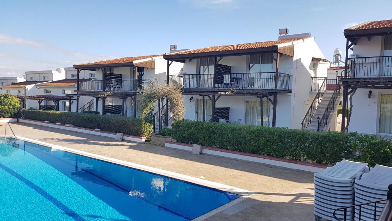Citrus Tree Gardens Hotel Karavas  Exterior foto